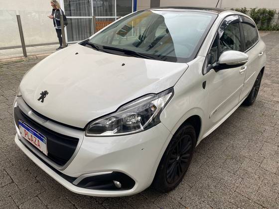 PEUGEOT 208 1.2 ALLURE 12V FLEX 4P MANUAL